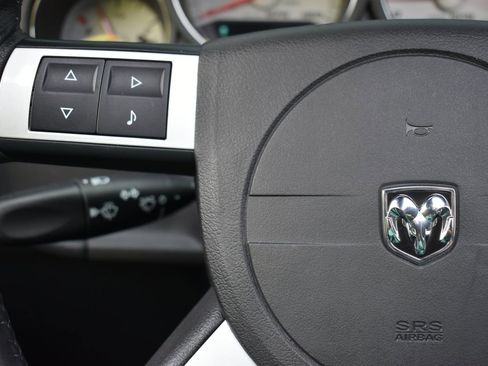 Used 2008 Dodge Challenger SRT8 image 25