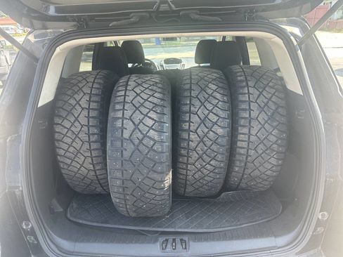 Used 2017 Ford Escape SE image 5