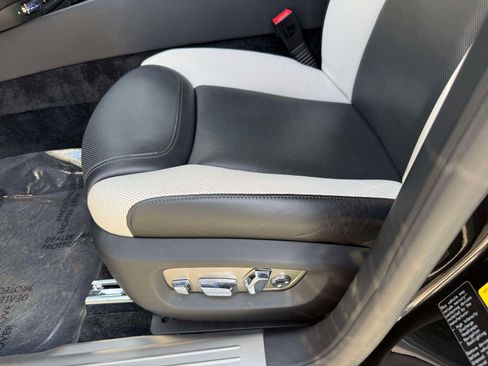 Used 2020 Rolls-Royce Ghost Black Badge image 43