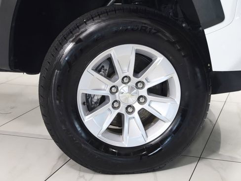 Used 2023 Chevrolet Colorado Z71 image 14