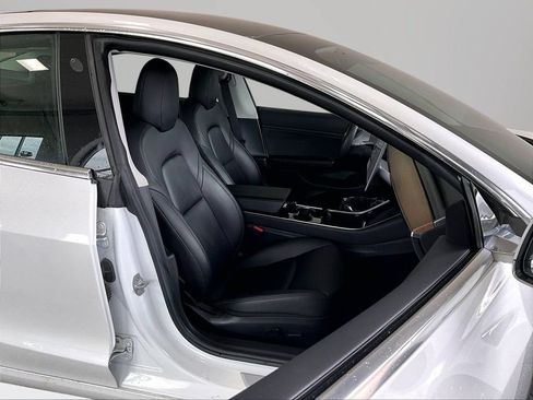 Used 2019 Tesla Model 3 Standard Range Plus RWD image 8