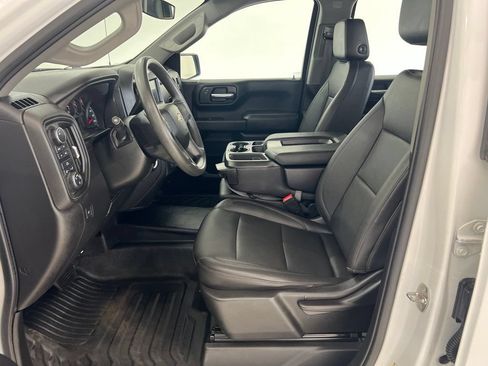 Used 2023 Chevrolet Silverado 1500 W/T w/ Trailering Package AWD/4WD image 17