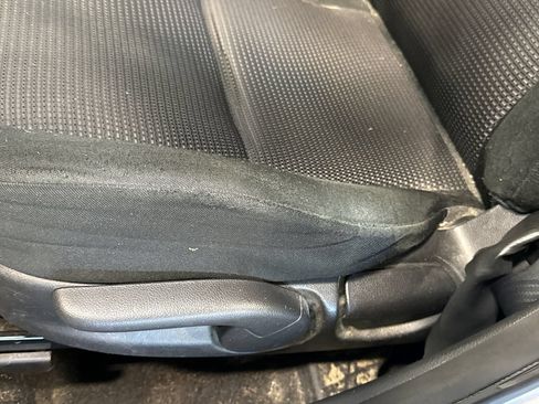 Used 2013 MAZDA MAZDA3 i Sport FWD image 20