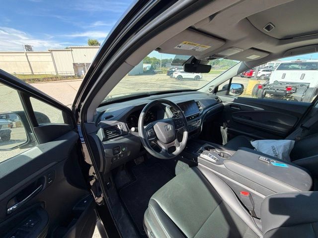 Used 2025 Honda Ridgeline RTL image 8