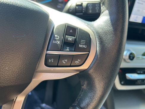 Used 2022 Ford Explorer XLT w/ Equipment Group 202A image 15