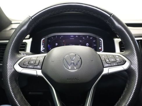 Used 2023 Volkswagen Atlas Cross Sport SEL R-Line image 17