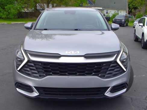 Used 2025 Kia Sportage LX FWD image 27