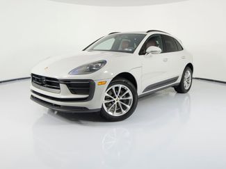 Certified 2025 Porsche Macan AWD/4WD video 1