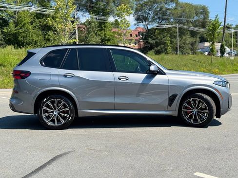 Used 2026 BMW X5 xDrive40i w/ M Sport Package AWD/4WD image 7