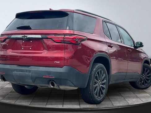 Used 2023 Chevrolet Traverse RS w/ LPO, Floor Liner Package AWD/4WD image 6