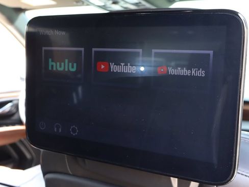 Used 2023 GMC Yukon Denali Ultimate AWD/4WD image 23
