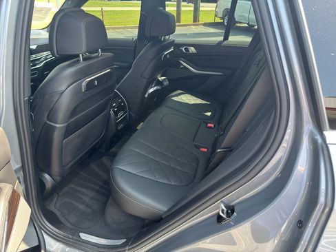 Used 2024 BMW X5 sDrive40i w/ Premium Package RWD image 12