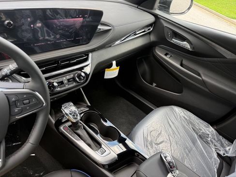 New 2026 Buick Envista Sport Touring w/ Convenience I Package FWD image 26