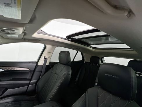 Certified 2023 Buick Envision Avenir AWD/4WD image 22