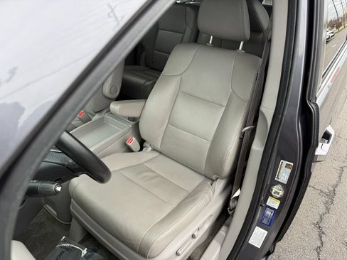 Used 2016 Honda Odyssey EX-L image 11