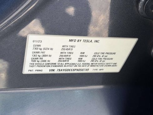 Used 2023 Tesla Model Y Long Range AWD/4WD image 25