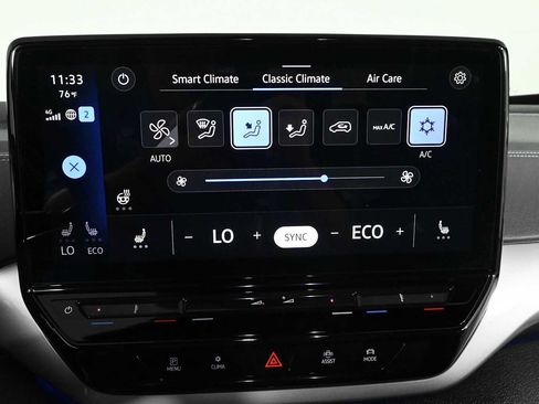 Certified 2024 Volkswagen ID.4 S RWD image 31