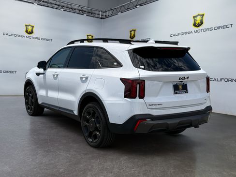 Used 2025 Kia Sorento SX AWD/4WD image 3