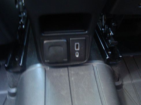 Used 2023 Buick Encore GX Essence w/ Advanced Technology Package image 21