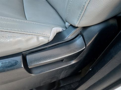 Used 2018 Toyota Tundra SR image 23