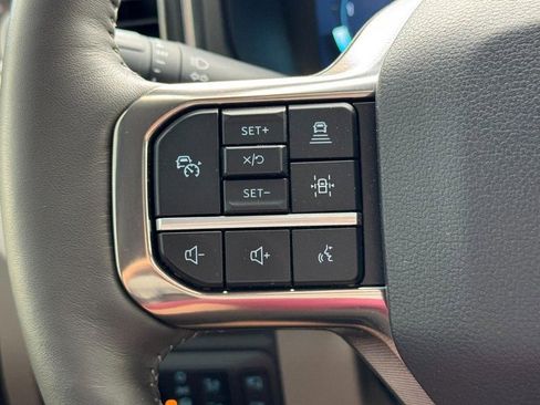 Used 2025 Ford F450 Platinum w/ Platinum Plus Package AWD/4WD image 16