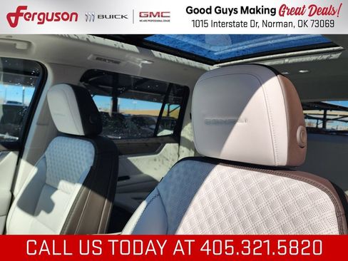 New 2026 GMC Acadia Denali w/ Super Cruise Package FWD image 17