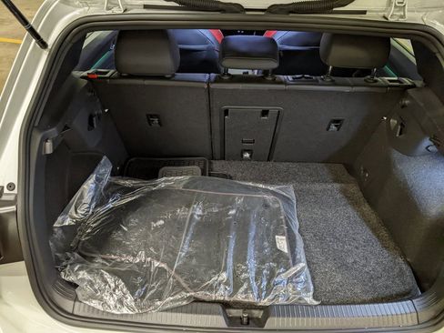 Used 2022 Volkswagen GTI Autobahn image 26