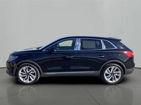 Used 2016 Lincoln MKX Reserve w/ Luxury Package image 2