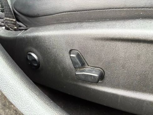 Used 2014 Chrysler 300 S image 26