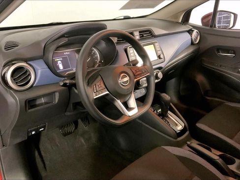 Used 2025 Nissan Versa SV w/ Trunk Package FWD image 16