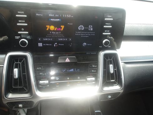 Used 2021 Kia Sorento S w/ Panoramic Sunroof Package AWD/4WD image 20