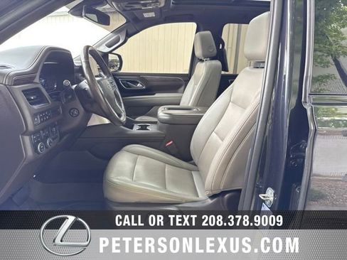 Used 2022 Chevrolet Suburban Z71 w/ Z71 Off-Road Package AWD/4WD image 28