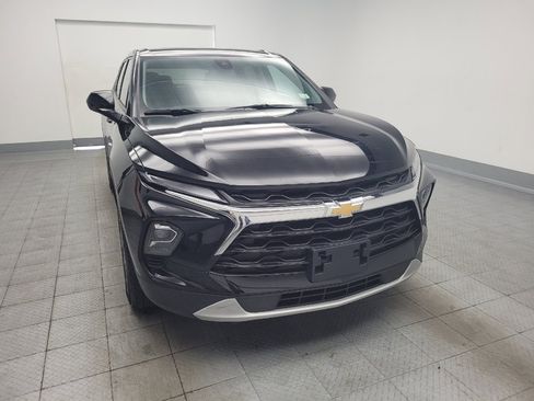 Used 2025 Chevrolet Blazer LT FWD image 14