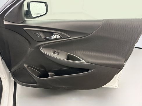 Used 2024 Chevrolet Malibu LT FWD image 33