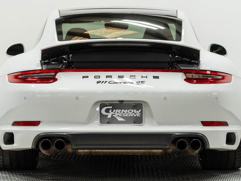 Used 2018 Porsche 911 Carrera 4S AWD/4WD image 17