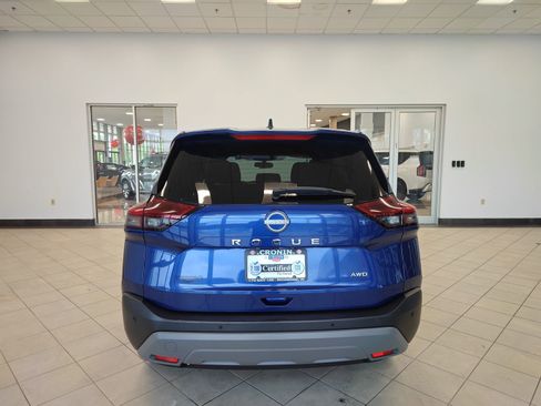 Used 2023 Nissan Rogue S AWD/4WD image 17