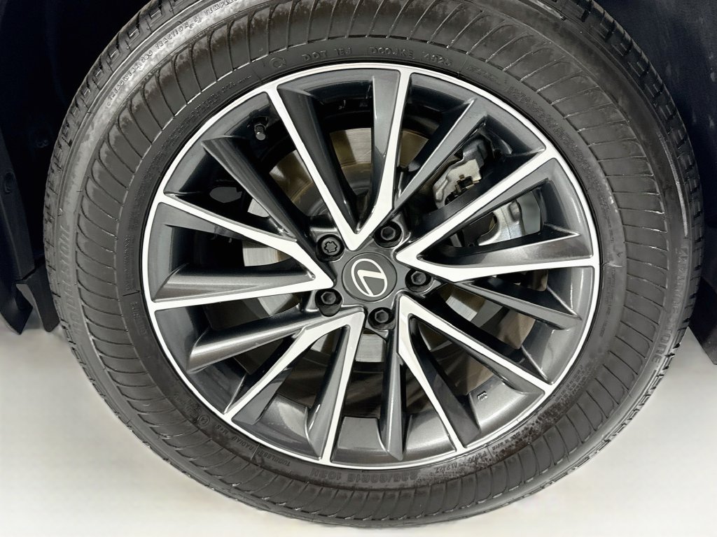 Certified 2026 Lexus NX 350h AWD w/ Accessory Package (2T) image 31