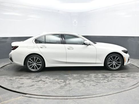 Used 2020 BMW 330i xDrive Sedan w/ Convenience Package image 8