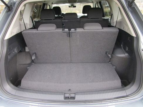 Used 2024 Volkswagen Tiguan S image 12