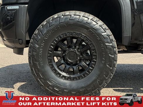 Used 2024 GMC Sierra 2500 Denali w/ Denali Reserve Package AWD/4WD image 11