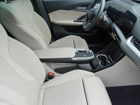 Certified 2025 BMW X2 M35i w/ Premium Package AWD/4WD image 12
