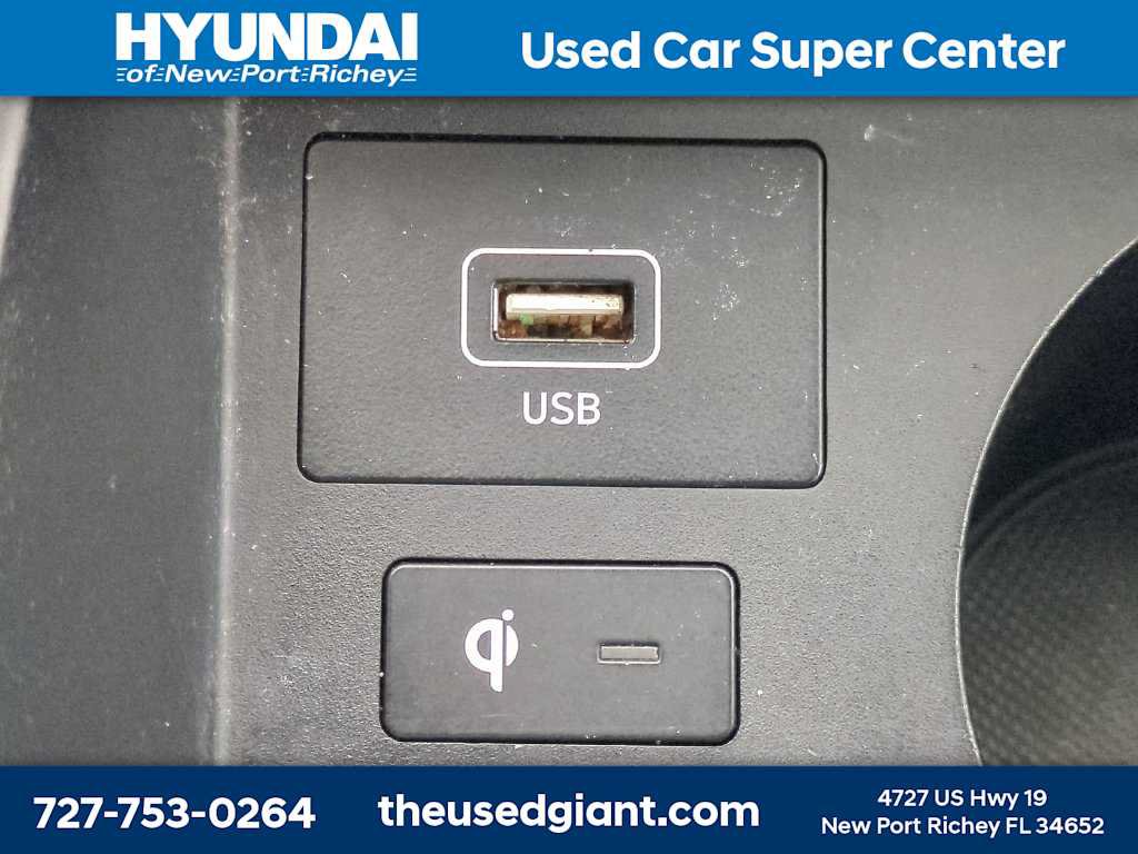 Used 2022 Hyundai Santa Fe SEL w/ Cargo Package AWD/4WD image 23