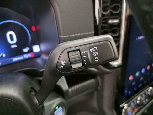 Used 2025 Ford Ranger Lariat w/ Chrome Accent Package AWD/4WD image 30