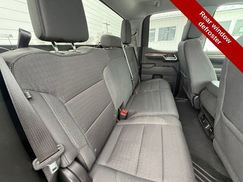 Used 2024 Chevrolet Silverado 1500 LT image 34