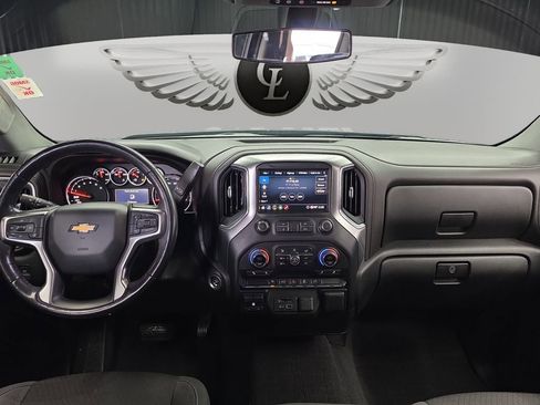 Used 2020 Chevrolet Silverado 1500 LT w/ All-Star Edition image 17