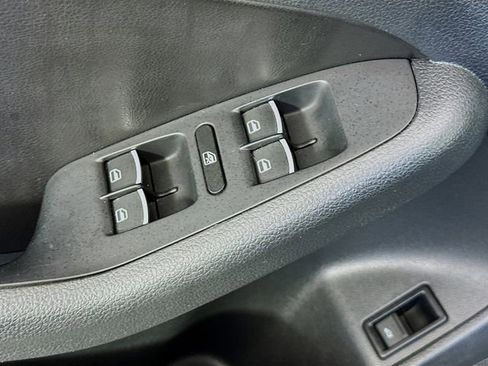 Used 2014 Volkswagen Jetta GLI image 16