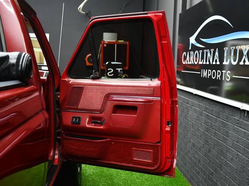Used 1988 Ford F250 4x4 Regular Cab image 25