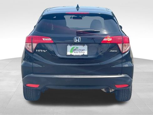 Used 2017 Honda HR-V EX image 7