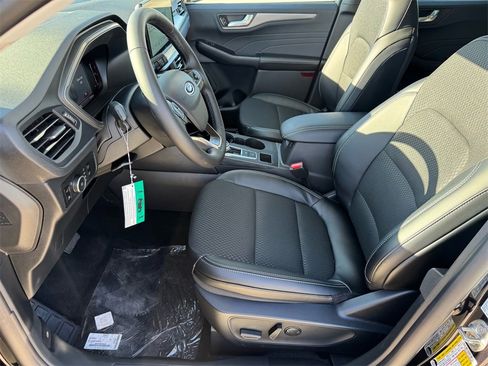 New 2025 Ford Escape Base w/ Class II Trailer Tow Package image 7