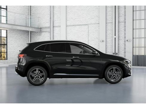 New 2026 Mercedes-Benz GLA 250 4MATIC image 16